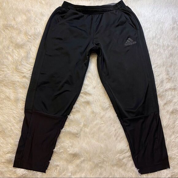 Adidas Climawarm Black Leggings Size Small - Picture 1 of 11